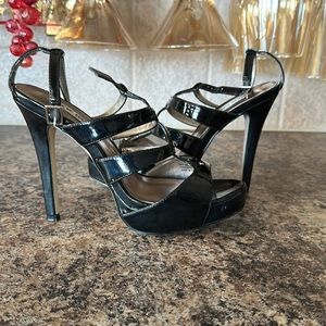 Steve Madden 4 inch sandals, great condition size 7 1/2 Sexy!